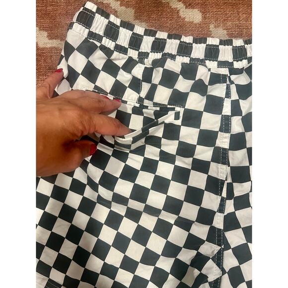 Vans Men’s Checkered Shorts M white black - Picture 7 of 7